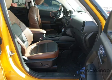 2022 Ford Bronco Sport Badlands z USA, uszkodzony, nr VIN 3FMCR9D90NRD69475